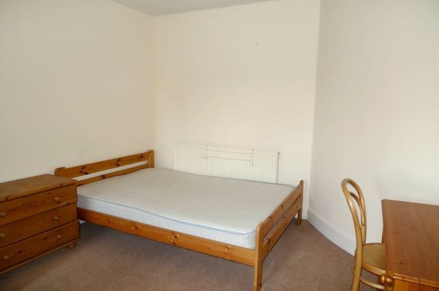  Image of 5 bedroom Flat to rent in Comiston Road Edinburgh EH10 at Morningside Edinburgh Edinburgh, EH10 6AA