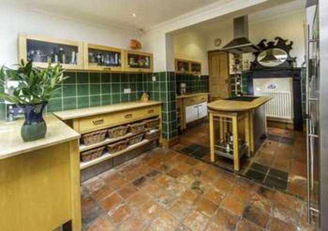  Image of 5 bedroom Semi-Detached house for sale in Compton Road Wolverhampton WV3 at Compton Road  Wolverhampton, WV3 9JX