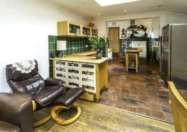 Image of 5 bedroom Semi-Detached house for sale in Compton Road Wolverhampton WV3 at Compton Road  Wolverhampton, WV3 9JX