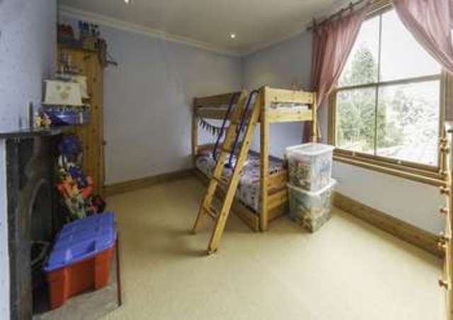  Image of 5 bedroom Semi-Detached house for sale in Compton Road Wolverhampton WV3 at Compton Road  Wolverhampton, WV3 9JX
