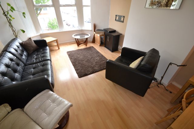  Image of 2 bedroom Flat to rent in Connaught Road Cardiff CF24 at Roath Cardiff Roath, CF24 3PX