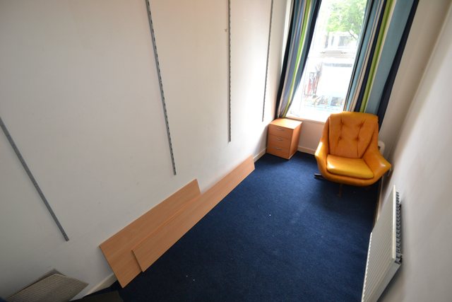  Image of 2 bedroom Flat to rent in Connaught Road Cardiff CF24 at Roath Cardiff Roath, CF24 3PX