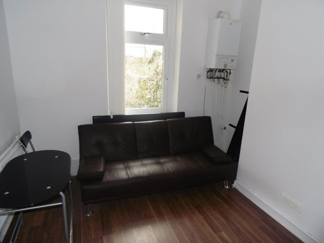  Image of 1 bedroom Property to rent in Constellation Street Cardiff CF24 at Constellation Street  Cardiff, CF24 0HJ