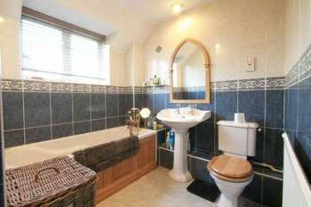  Image of 3 bedroom Detached house for sale in Colletts Close Corfe Castle Wareham BH20 at Corfe Castle, BH20 5HG