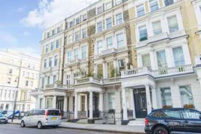  Image of 1 bedroom Flat for sale in Courtfield Gardens London SW5 at Earls Court London Earl