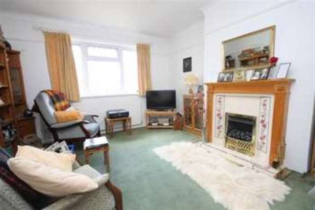  Image of 3 bedroom Semi-Detached house for sale in Cranleigh Road Broadwater Worthing BN14 at Broadwater, BN14 7QN
