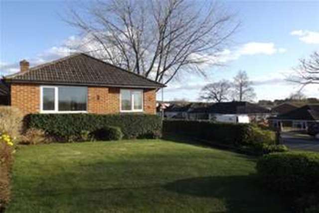  Image of 2 bedroom Bungalow to rent in Craven Road Chandler