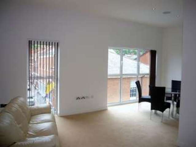  Image of 2 bedroom Flat to rent in Parliament Street Crediton EX17 at Parliament Square  Parliament Street, EX17 2AW