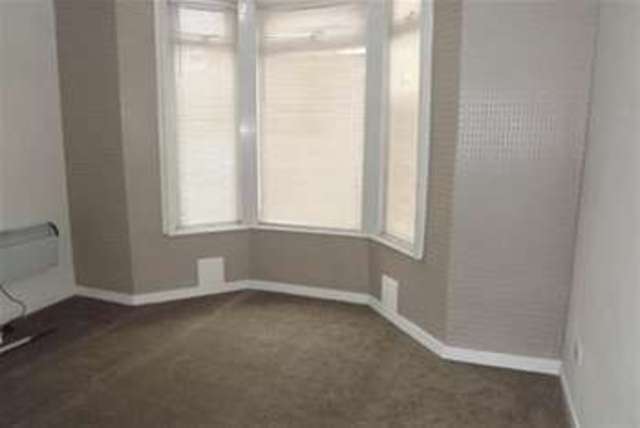  Image of 1 bedroom Flat to rent in Crosby Road South Seaforth Liverpool L21 at Liverpool, L21 1EN