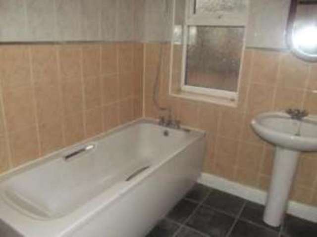  Image of 3 bedroom Semi-Detached house for sale in Crossfield Road Handforth Wilmslow SK9 at Handforth Wilmslow Handforth, SK9 3LN