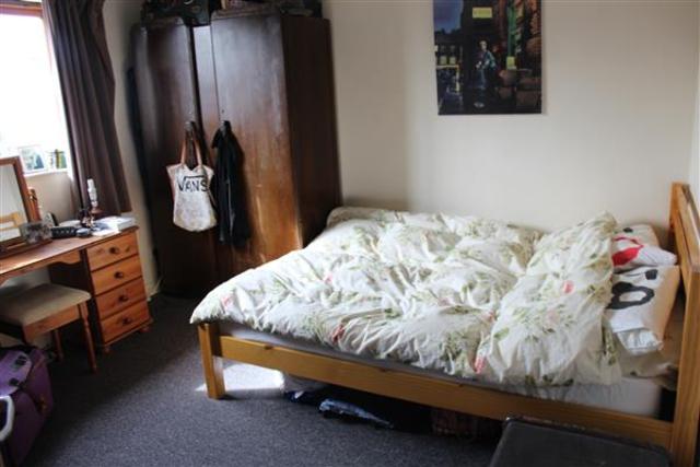  Image of 1 bedroom Apartment to rent in New Cross Road London SE14 at New Cross, SE14 6LA