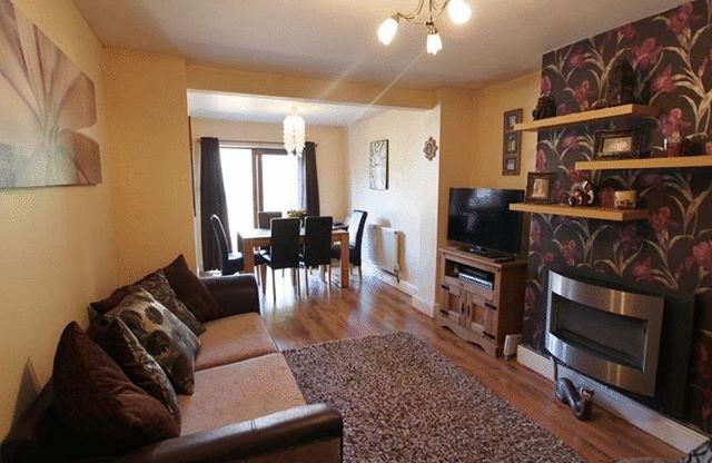  Image of 3 bedroom Semi-Detached house for sale in Croydon Road Caterham CR3 at Croydon Road  Caterham, CR3 6PG