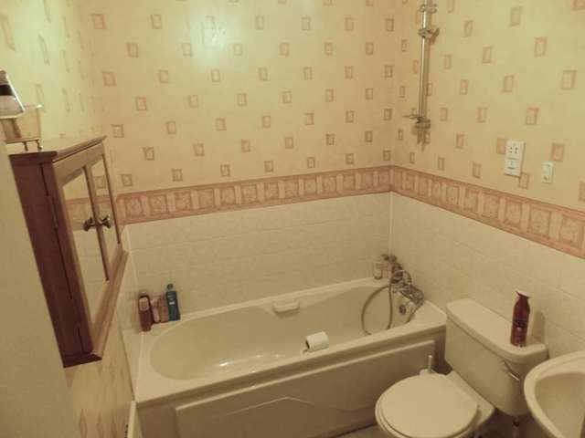  Image of 4 bedroom Semi-Detached house to rent in Cypress Gardens Bicester OX26 at Cypress Gardens  Bicester, OX26 3XT