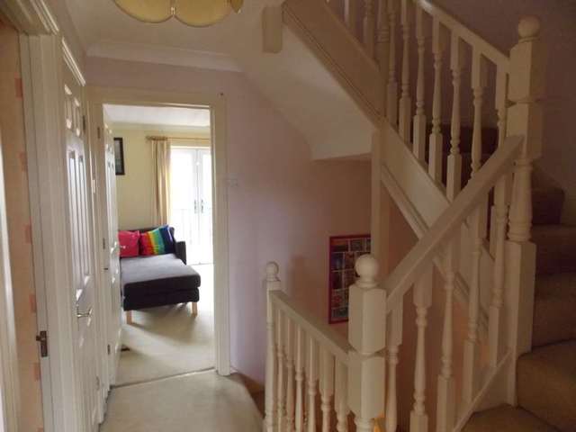  Image of 4 bedroom Semi-Detached house to rent in Cypress Gardens Bicester OX26 at Cypress Gardens  Bicester, OX26 3XT