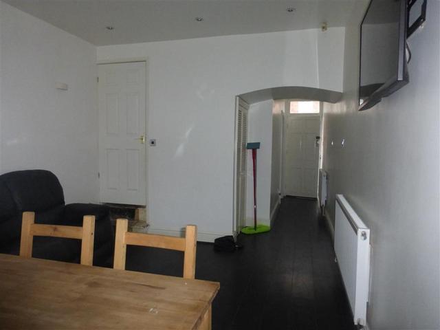  Image of 4 bedroom Detached house to rent in Daisy Road Edgbaston Birmingham B16 at Daisy Road  BIRMINGHAM, B16 9DY