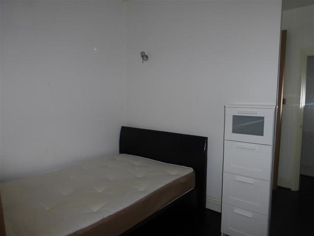  Image of 4 bedroom Detached house to rent in Daisy Road Edgbaston Birmingham B16 at Daisy Road  BIRMINGHAM, B16 9DY