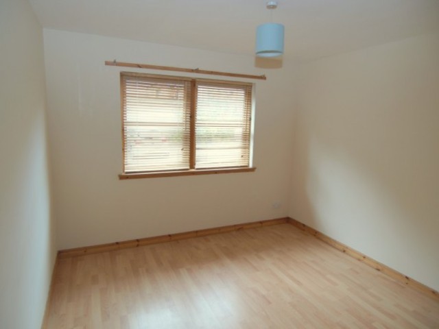  Image of 2 bedroom Flat to rent in David Henderson Court Dunfermline KY12 at Dunfermline Fife Fife, KY12 9DX