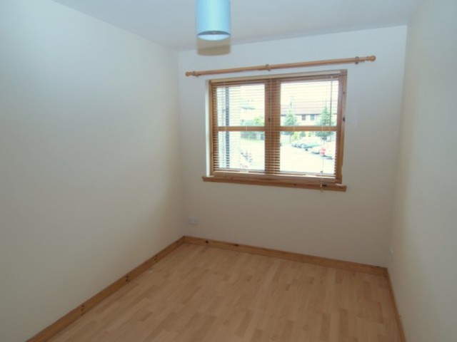  Image of 2 bedroom Flat to rent in David Henderson Court Dunfermline KY12 at Dunfermline Fife Fife, KY12 9DX