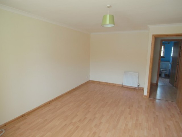  Image of 2 bedroom Flat to rent in David Henderson Court Dunfermline KY12 at Dunfermline Fife Fife, KY12 9DX