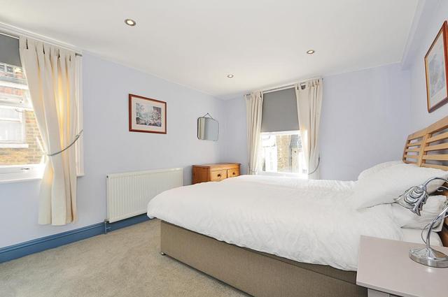  Image of 2 bedroom Property to rent in Dawes Road London SW6 at Dawes Road  London, SW6 7DU