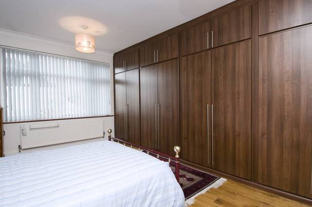  Image of 5 bedroom Detached house to rent in De Montfort Road London SW16 at De Montfort Road  Streatham, SW16 1NF