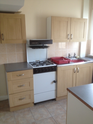  Image of 4 bedroom Terraced house to rent in Deacon Crescent New Rossington Doncaster DN11 at Deacons Crescent  Doncaster, DN11 0SY