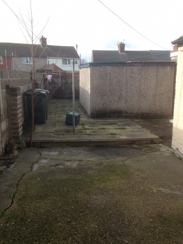  Image of 4 bedroom Terraced house to rent in Deacon Crescent New Rossington Doncaster DN11 at Deacons Crescent  Doncaster, DN11 0SY