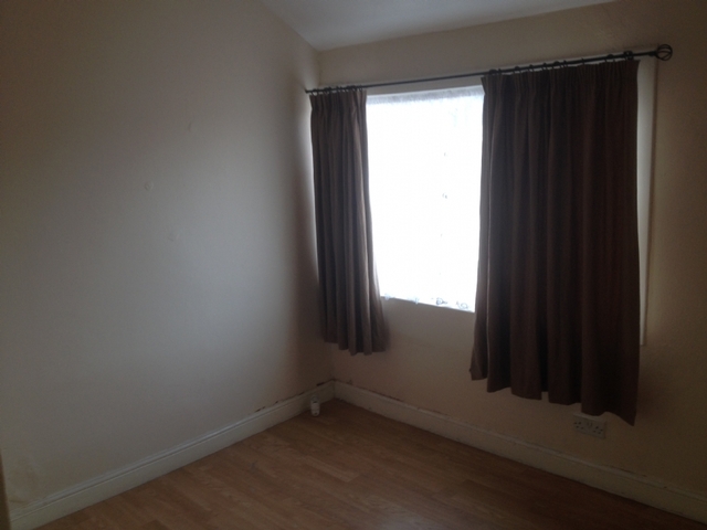  Image of 4 bedroom Terraced house to rent in Deacon Crescent New Rossington Doncaster DN11 at Deacons Crescent  Doncaster, DN11 0SY