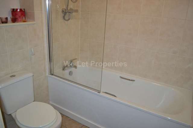  Image of 2 bedroom Apartment to rent in Blackfriars Road Salford M3 at Blackfriars Road  Manchester, M3 7EL
