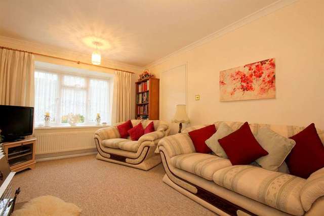 Image of 3 bedroom Detached house for sale in Dinmore Bovingdon Hemel Hempstead HP3 at Dinmore Bovingdon Hemel Hempstead, HP3 0QQ
