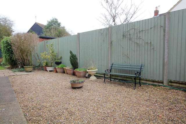  Image of 3 bedroom Detached house for sale in Dinmore Bovingdon Hemel Hempstead HP3 at Dinmore Bovingdon Hemel Hempstead, HP3 0QQ
