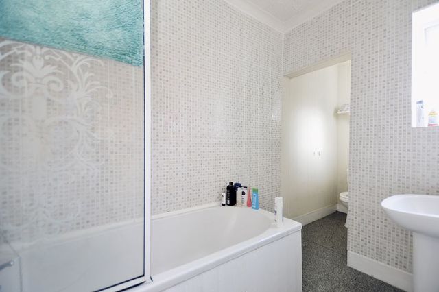  Image of 3 bedroom Terraced house for sale in Dominion Close Broadwater Worthing BN14 at Dominion Close  Worthing, BN14 8LQ