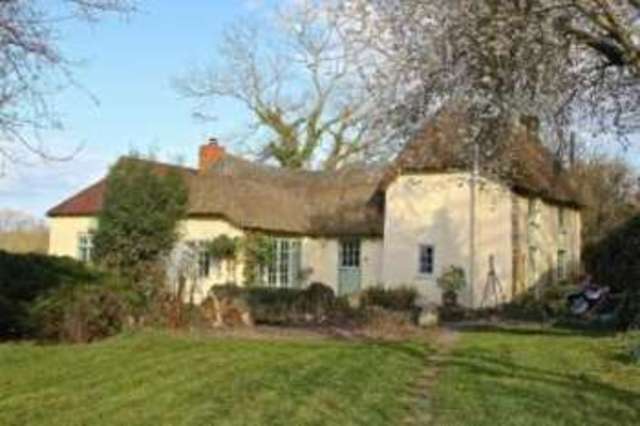  Image of 3 bedroom Detached house for sale in Briantspuddle Briantspuddle Dorchester DT2 at Dorchester Dorset Briantspuddle, DT2 7HT