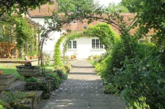 Image of 4 bedroom Detached house for sale in Forge Lane Bourton Gillingham SP8 at Forge Lane Bourton Gillingham, SP8 5AU