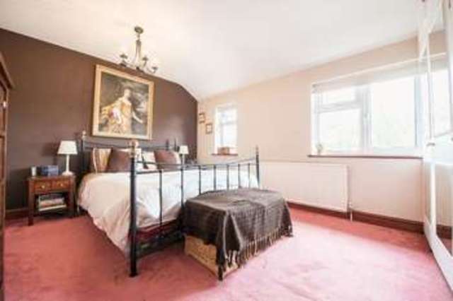  Image of 2 bedroom Detached house for sale in Dover Hedge Aylesbury HP21 at Dover Hedge  Aylesbury, HP21 7AH