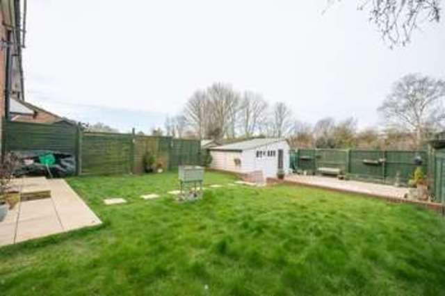  Image of 2 bedroom Detached house for sale in Dover Hedge Aylesbury HP21 at Dover Hedge  Aylesbury, HP21 7AH