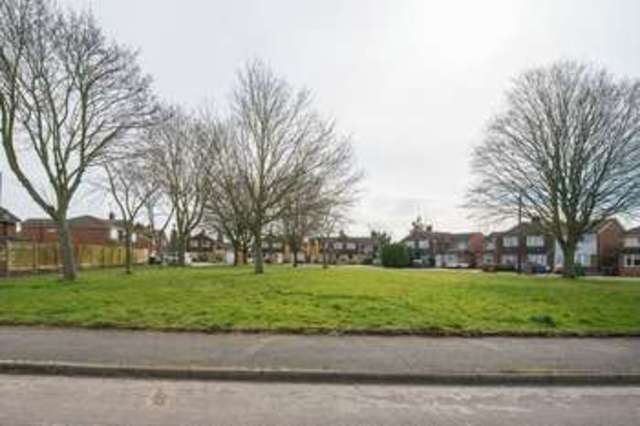  Image of 2 bedroom Detached house for sale in Dover Hedge Aylesbury HP21 at Dover Hedge  Aylesbury, HP21 7AH