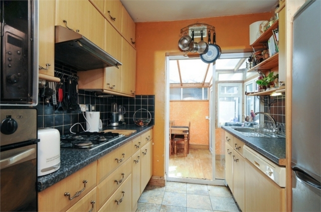  Image of 3 bedroom Flat for sale in Doyle Gardens London NW10 at Kensal Rise Kensal Rise, NW10 3DB