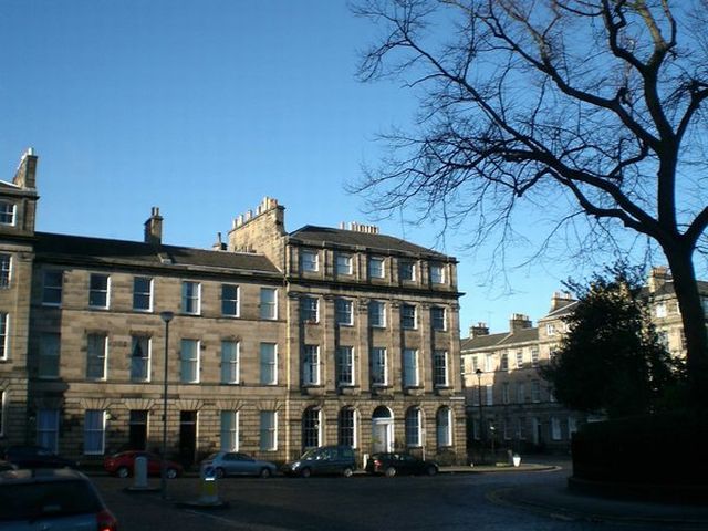  Image of 1 bedroom Flat to rent in Drummond Place Edinburgh EH3 at New Town Edinburgh Edinburgh, EH3 6PJ