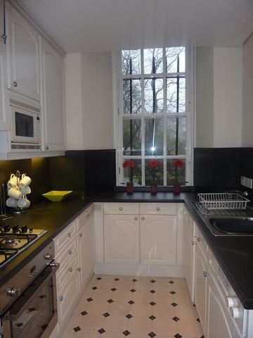  Image of 1 bedroom Flat to rent in Drummond Place Edinburgh EH3 at New Town Edinburgh Edinburgh, EH3 6PJ