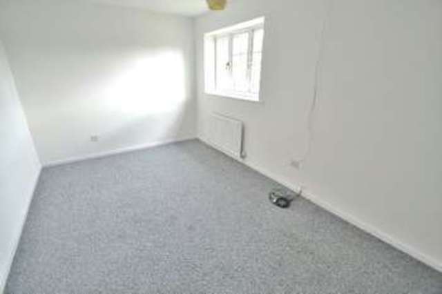  Image of 3 bedroom Town House for sale in Dunston Close Long Eaton Nottingham NG10 at Dunston Close  Long Eaton, NG10 2EX