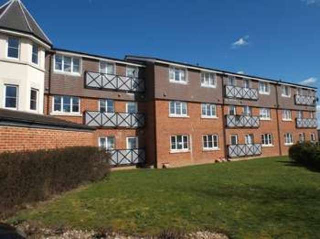  Image of 1 bedroom Flat to rent in Durban Road Bognor Regis PO22 at Durban Road  Bognor Regis, PO22 9FD