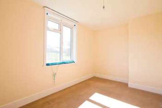  Image of 3 bedroom Cottage to rent in East Harting East Harting Petersfield GU31 at East Harting Petersfield Hampshire, GU31 5LY