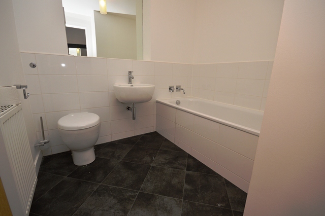  Image of 2 bedroom Flat to rent in East Pilton Farm Crescent Edinburgh EH5 at Fettes Edinburgh Edinburgh, EH5 2GH