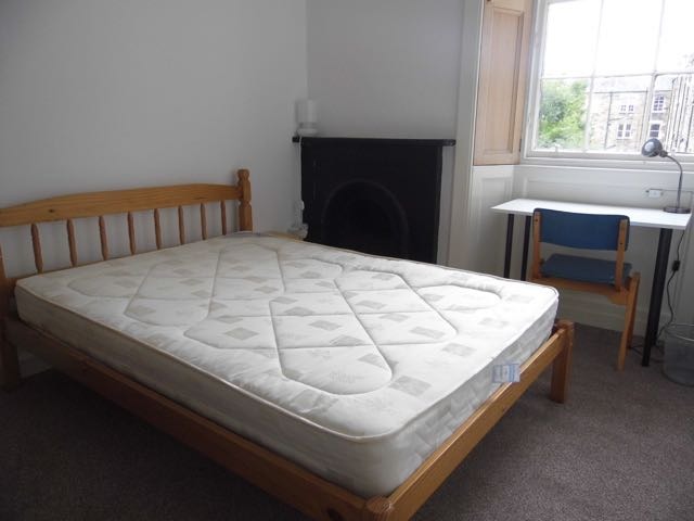  Image of 4 bedroom Flat to rent in East Preston Street Edinburgh EH8 at Newington Edinburgh Edinburgh, EH8 9QB