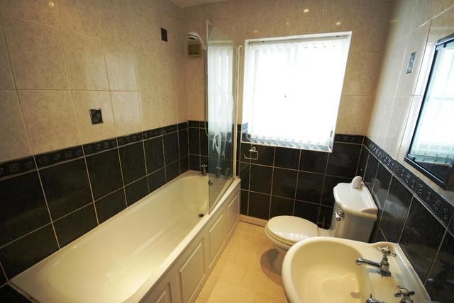  Image of 1 bedroom Apartment for sale in Eastbourne Road Birkdale Southport PR8 at Southport, PR8 4EJ