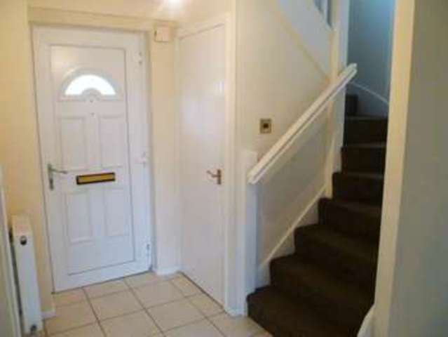  Image of 4 bedroom End of Terrace to rent in Eastcott Close Blackburn BB2 at Eastcott Close  Blackburn, BB2 3WJ