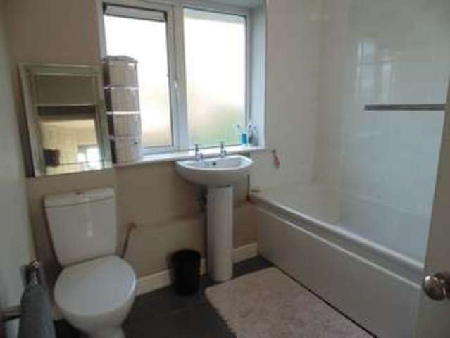  Image of 2 bedroom Terraced house to rent in Eatesbrook Road Birmingham B33 at Eatesbrook Road Stechford Birmingham, B33 9TB