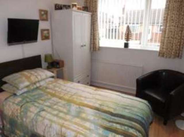  Image of 2 bedroom Bungalow for sale in Elfin Grove Dunton Bassett Lutterworth LE17 at Dunton Bassett Lutterworth Dunton Bassett, LE17 5LB