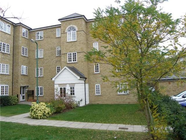  Image of 2 bedroom Flat to rent in Elizabeth Fry Place London SE18 at Edith Cavell Way Bell Street Shooters Hill, SE18 4LA